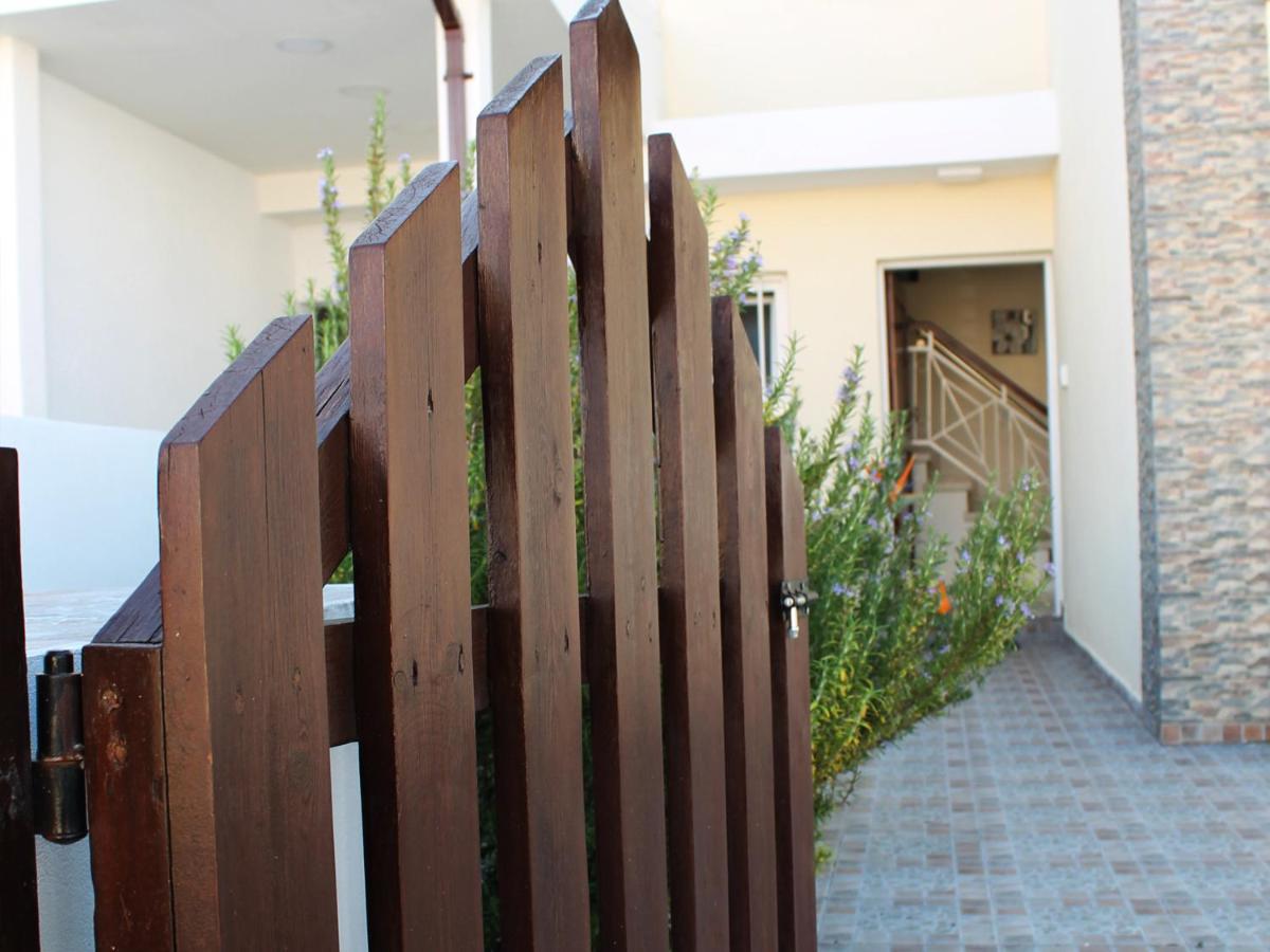 Panorama Beach House Pervolia Exterior foto