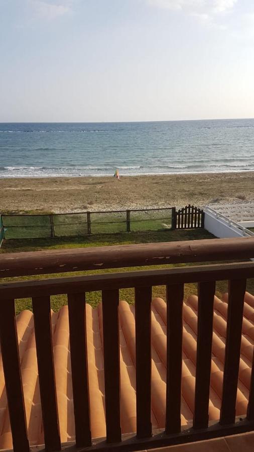 Panorama Beach House Pervolia Exterior foto
