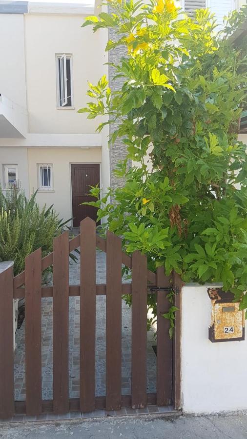 Panorama Beach House Pervolia Exterior foto
